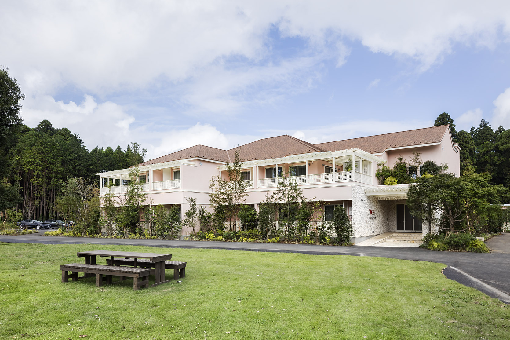 img_hotel_villafirst_and_villasecond